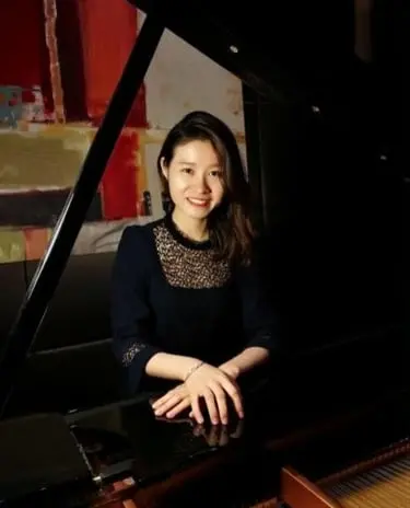 Crystal Lai 老師